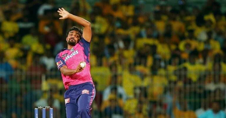 Sandeep Sharma 11 ball over: एक ओवर में फेंकी 11 गेंद, 4 वाइड, 1 नो बॉल और कैच भी ड्रॉप, संदीप शर्मा के नाम शर्मनाक रिकॉर्ड