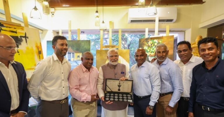 पीएम मोदी का श्रीलंका दौरा: 1996 विश्व कप टीम से मुलाकात, मित्र विभूषण पुरस्कार.